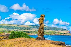 Moai, hana kio' e hana kao kao im Rapa nui National Park auf Ostern Insel, Chile foto