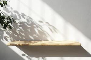 ai generiert leeren minimal natürlich hölzern Tabelle Zähler Podium mit schön Holz Korn im Sonnenlicht und Schatten auf Weiß Mauer zum Luxus kosmetisch Hautpflege Schönheit Behandlung Dekoration Hintergrund foto