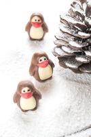 Schokolade Süßigkeiten im das gestalten von Pinguine foto