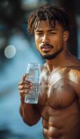 ai generiert Latino Sprinter Trinken isotonisch Wasser nach Übung foto