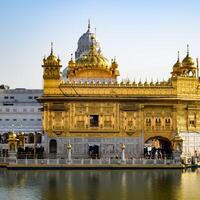 schön Aussicht von golden Tempel - - Harmandir sahib im Amritsar, Punjab, Indien, berühmt indisch Sikh Wahrzeichen, golden Tempel, das Main Heiligtum von sikhs im Amritsar, Indien foto