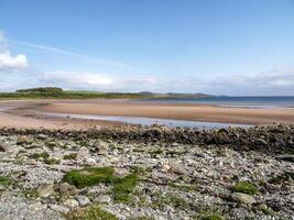 Aussicht von das schön Strand beim Scalpsie Bucht, Insel von aber, Schottland foto