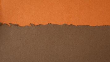 abstrakt Landschaft im Orange und braun Pastell- Töne - - ein Sammlung von handgemacht Lappen Papiere foto