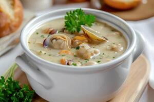 ai generiert Neu England Muschel Chowder Suppe Weiß Bauernhaus Küche Hintergrund. generativ ai foto