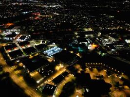 Antenne Aussicht von beleuchtet Watford Stadt von England Vereinigtes Königreich beim Nacht. März 3., 2024 foto