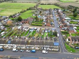 hoch Winkel Aussicht von Arlesey Stadt, Dorf von England Vereinigtes Königreich. das Aufnahmen war gefangen während wolkig und regnerisch Tag von feb 28., 2024 foto