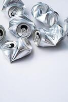 Aluminium Trinken Büchsen Sortierung zum recyceln. foto