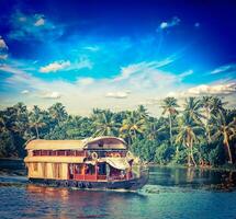 Hausboot auf Kerala Backwaters, Indien foto