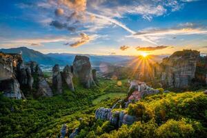 Sonnenuntergang Über Klöster von Meteora foto