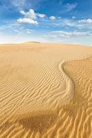 Weiß Sand Dünen auf Sonnenaufgang foto