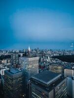 Stadtbild von Tokyo beim das Kommen von Abend foto