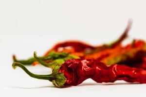 getrocknet rot Chili Pfeffer, viele Vorteile, stimuliert das Appetit und Blut Verkehr, erleichtert Muskel Schmerz, antibakteriell, Paprika annuum foto