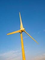 Wind Turbinen Bauernhof im Taiwan. foto