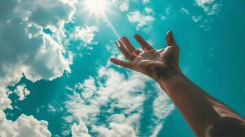 ai generiert des Mannes Hand erreichen oben auf Blau Himmel mit Weiß Wolken Hintergrund foto