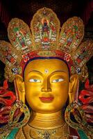 maitreya Buddha im thiksey Gompa foto