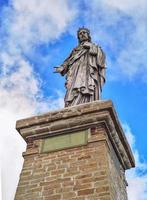 Statue von Christus dem Erlöser des Berges Saccarello foto