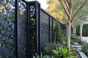 ai generiert modern Metall Zaun zum Fechten das Hof Bereich und Gardens foto