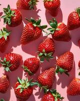 ai generiert frisch saftig Erdbeeren auf ein Rosa Hintergrund foto