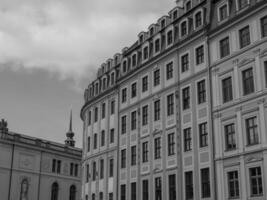 Dresden beim das Elbe Fluss im Deutschland foto