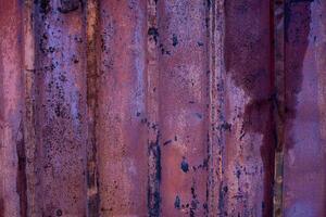 Grunge Metall Hintergrund. Detail von das Farbe Peeling von ein metallisch Container. foto