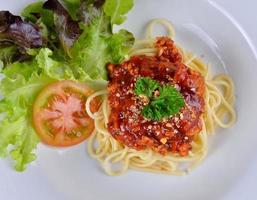 italienische küche, fleischsauce spaghetti foto