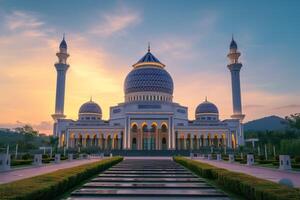 ein modern Moschee einstellen gegen ein Hintergrund von ein makellos Himmel foto