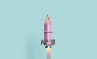 handgemachte Rakete mit Bleistiften foto