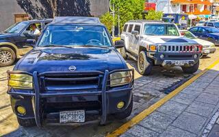 puerto escondido Oaxaca Mexiko 2023 Mexikaner abholen LKW Auto suv 4x4 aus Straße Fahrzeuge Mexiko. foto