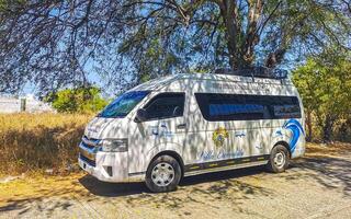 puerto escondido Oaxaca Mexiko 2023 Kleinbus van Transporter Fahrzeug Auto im puerto escondido Mexiko. foto