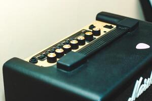 schwarz Combo Ampere Lautsprecher zum elektrisch Gitarre foto