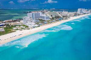 Antenne Aussicht von cancun Hotel Zone, Mexiko foto