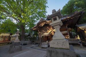 ein Main Tempel beim japanisch Schrein foto