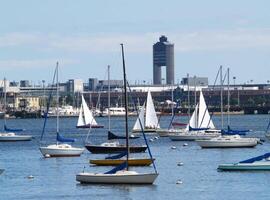 Boston, Ma, 2008 - - Segelboote Segeln und festgemacht foto