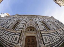 Fischauge ungewöhnlich Aussicht Kathedrale Santa Maria dei Fiori, brunelleschi Kuppel und giotto Turm im Florenz Italien foto