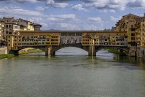 Aussicht von ponte Vecchio, Florenz, Italien foto