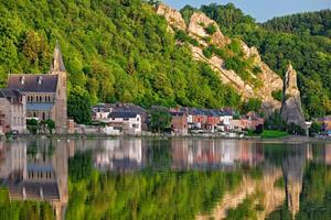 Aussicht von malerisch dinant Stadt. Belgien foto