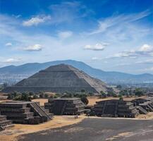 teotihuacan Pyramiden im Mexiko foto