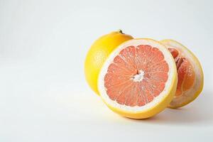 ai generiert frisch Grapefruit isoliert auf Weiß Hintergrund foto