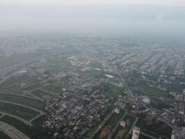 oben Sicht. areal Aussicht von Stadt lahore auf 17.07.2023 foto