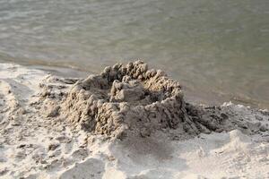 Sand Schloss auf das Donau Fluss Strand im Vojvodina, Serbien foto