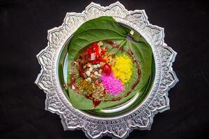 Abonnieren indisch paan Masala auf Betel Blatt oben Aussicht foto