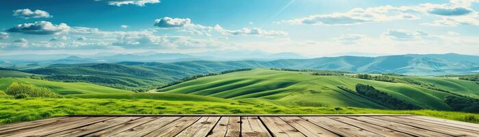 ai generiert ein hölzern Podium bietet an ein atemberaubend Aussicht von beschwingt Grün rollen Hügel unter ein Blau Himmel foto