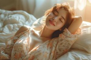 ai generiert schön jung asiatisch Frau aufwachen oben im das Morgen mit Sonnenlicht foto