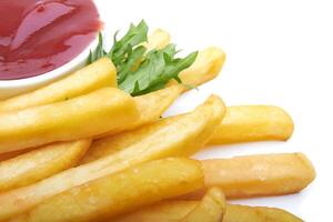 Pommes Frites auf Weiß foto