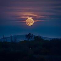 ai generiert Mond scheint hell gegen das dunkel Himmel, Gießen ein mystisch glühen zum Sozial Medien Post Größe foto