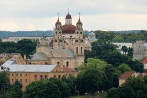 02 07 2023 vilnius Litauen. vilnius ist das Hauptstadt und größten Stadt von Litauen. es ist gelegen im das Süd-Ost von Litauen auf das vilnius Fluss. foto