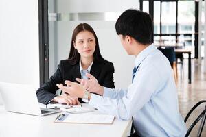 Job Interview Prozess mit Potenzial Kandidat foto