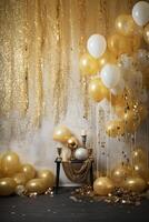 Gold und Weiß Luftballons mit Gold Konfetti fallen Nieder Über schwarz Hintergrund. Neu Jahr, Geburtstag oder Hochzeit Feier generiert.ai foto