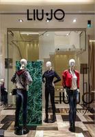 Florenz, Italien, 18. September 2016 - Detail des Liu Jo Shops. liu jo ist ein italienisches modeunternehmen, das in modena, italien, gegründet wurde. Das Unternehmen hat 130 Boutiquen in Italien und 110 Geschäfte weltweit foto