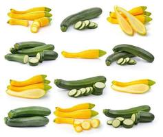 Zucchini isoliert auf weißem Hintergrund foto